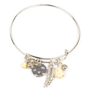 🔘🤠🔘 “ROOT AND RANCH” WHITE BRACELET❗️BEAUTIFUL WHITE CRACKLE STONES❗️🔘🤠🔘